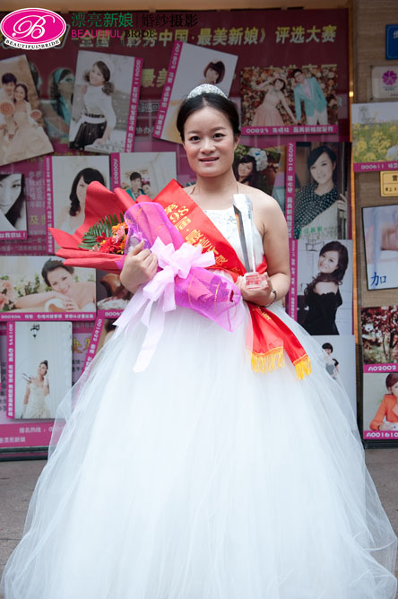 张家港婚纱摄影_张家港新新娘婚纱摄影