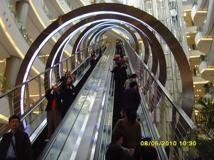 宜家北蔡商场正式开业,与红星美凯龙(上海北蔡